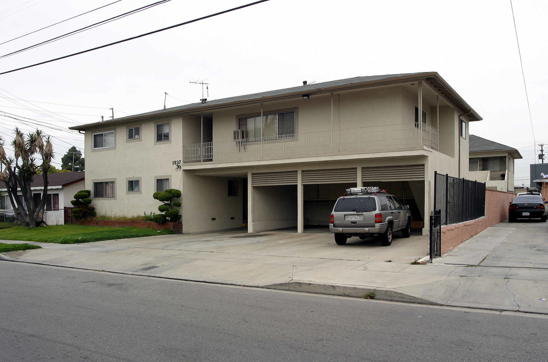 1937-1939 W 145th St in Gardena, CA - Building Photo