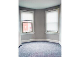 343-345 Ludlow Ave in Cincinnati, OH - Building Photo - Building Photo