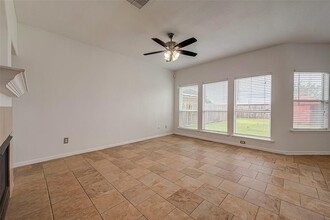 19607 Jackson Brook Way in Cypress, TX - Foto de edificio - Building Photo