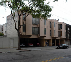 2973 Folsom St in San Francisco, CA - Building Photo - Building Photo