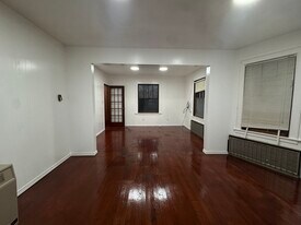 375 N Elm St in Torrington, CT - Building Photo