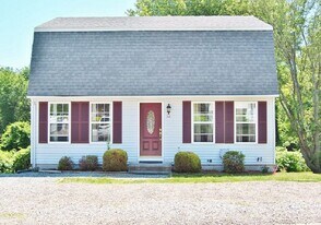 20 Aroostook Trl in Narragansett, RI - Building Photo