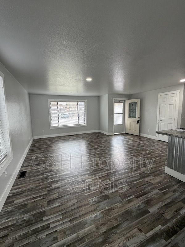 3550 Granger Ave E in Billings, MT - Building Photo - Building Photo