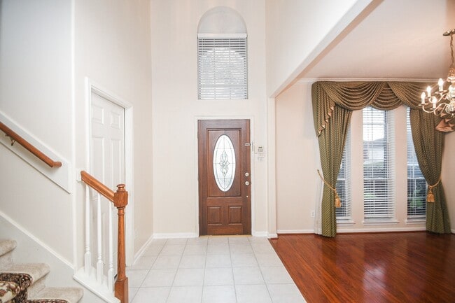 14234 Silver Glade Ln in Sugar Land, TX - Building Photo - Building Photo