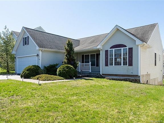 50 Hidden Pines Cir in Meriden, CT - Foto de edificio - Building Photo