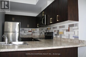 2517 Boston Gln in Pickering, ON - Building Photo - Building Photo