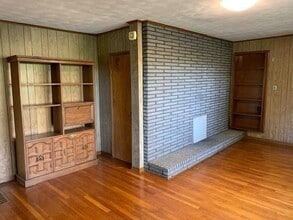5152 Latty Rd in Lula, GA - Foto de edificio - Building Photo