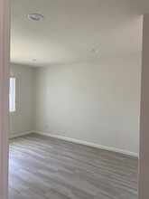 945 Estes St in El Cajon, CA - Building Photo - Building Photo