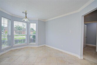 19319 Pinewood Mist Ln in Humble, TX - Building Photo - Building Photo