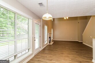 104 Fallow Ln in Acworth, GA - Foto de edificio - Building Photo