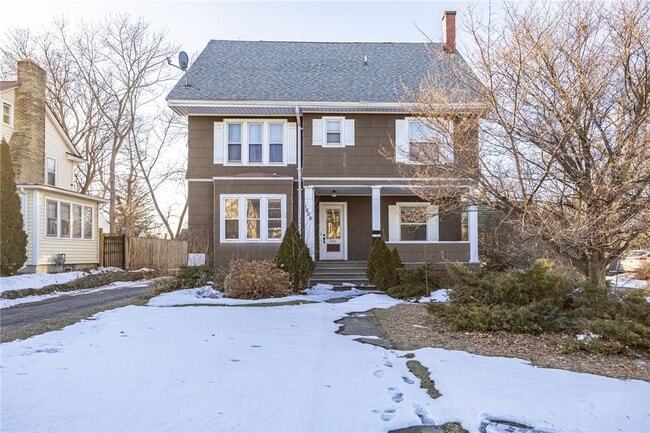 1609 Culver Rd in Rochester, NY - Building Photo - Building Photo
