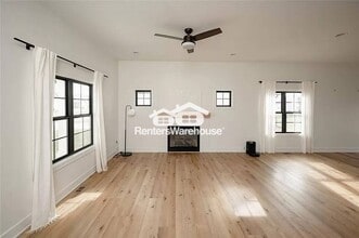 1045 Cedar St in Waukee, IA - Building Photo - Building Photo