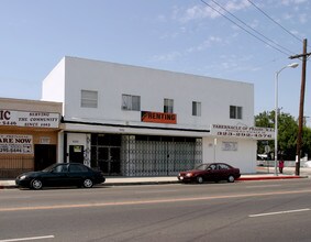 4351-4353 S Western Ave in Los Angeles, CA - Building Photo - Building Photo