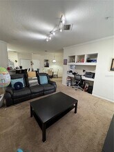 3707 Conroy Rd in Orlando, FL - Building Photo - Building Photo