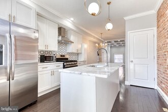 635 S Lehigh St in Baltimore, MD - Building Photo - Building Photo