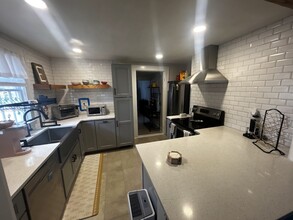 246 Perkins St in Tallahassee, FL - Building Photo - Building Photo