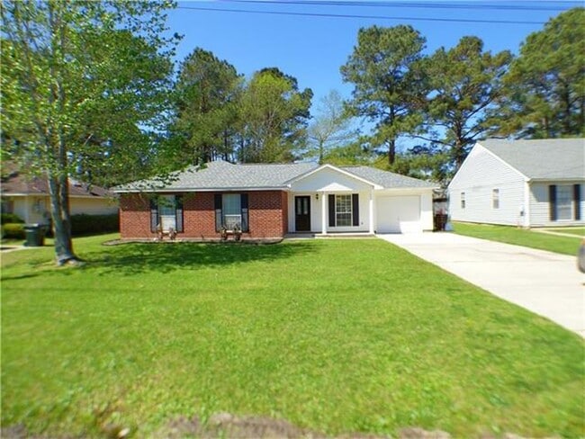 property at 2764 Rue Pickney