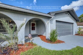 8146 Chaucer Ct in Jacksonville, FL - Building Photo - Building Photo