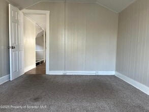 94 Wyoming St in Wilkes-Barre, PA - Building Photo - Building Photo