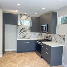 487 Saint Augustine Ave in Claremont, CA - Foto de edificio - Building Photo