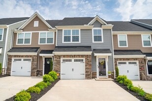 521 Preakness Run in Spartanburg, SC - Building Photo