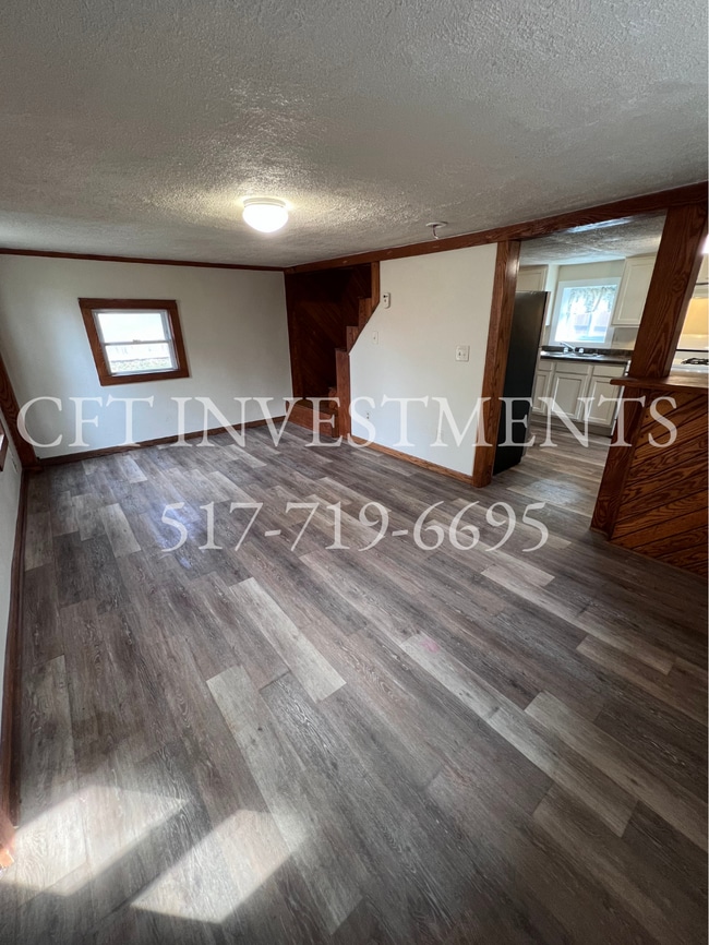 property at 233 Vanlieu St