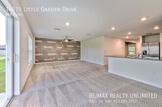 16315 Little Garden Dr in Wimauma, FL - Building Photo - Building Photo