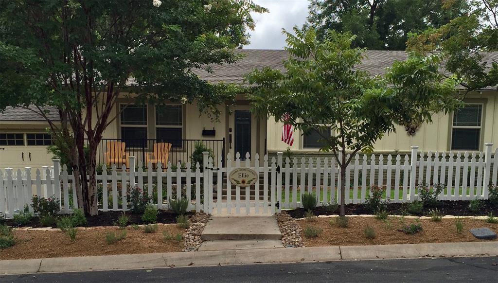 505 S College St in Georgetown, TX - Building Photo