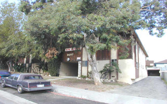 3697 S La Cienega Blvd in Los Angeles, CA - Building Photo