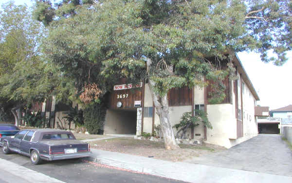 3697 S La Cienega Blvd in Los Angeles, CA - Building Photo
