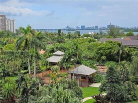 1000 NE Quayside Terrace in Miami, FL - Building Photo