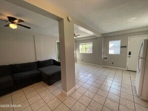 411 N Oleander Ave in Daytona Beach, FL - Building Photo - Building Photo
