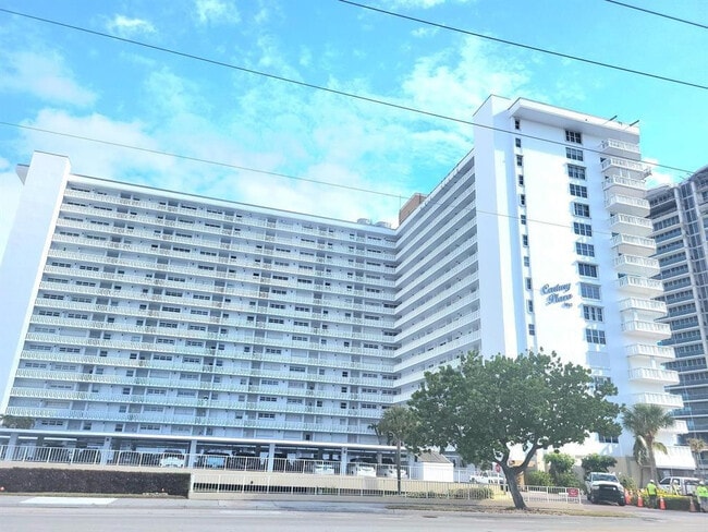 property at 1012 N Ocean Blvd