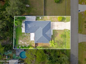 380 Courtney St in Palm Bay, FL - Building Photo - Building Photo