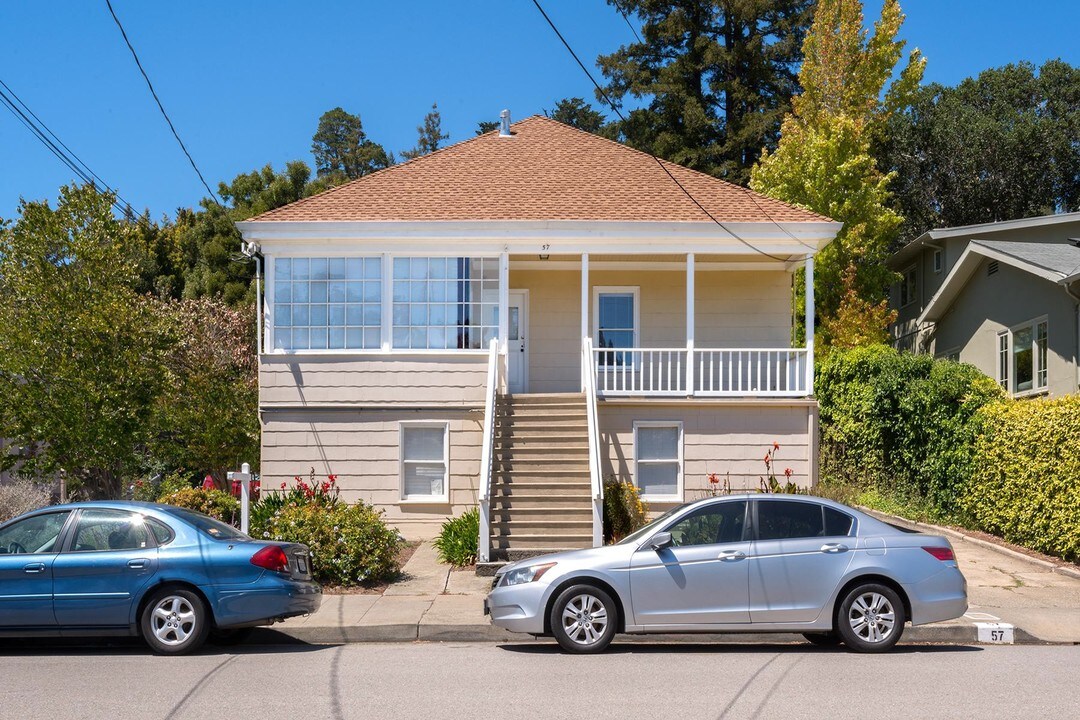 57 Sunnyside Ave in Mill Valley, CA - Building Photo