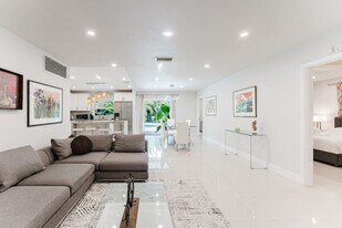 4017 Monroe St in Hollywood, FL - Building Photo