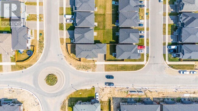 183 Longboat Run W in Brantford, ON - Building Photo - Building Photo