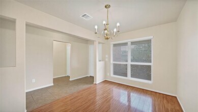 5050 Ivy Fair Way in Katy, TX - Foto de edificio - Building Photo