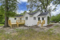 402 Arbor Dr in Columbia, SC - Building Photo - Building Photo