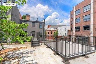 11 Olive St in Brooklyn, NY - Building Photo - Building Photo