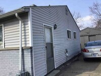 22001 Fern St photo'