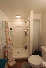 2664 S 18th St in Pittsburgh, PA - Foto de edificio - Building Photo