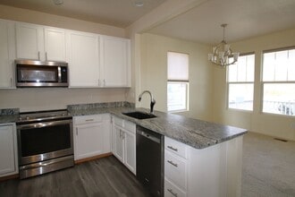 5735 Russell Cir in Longmont, CO - Building Photo - Building Photo
