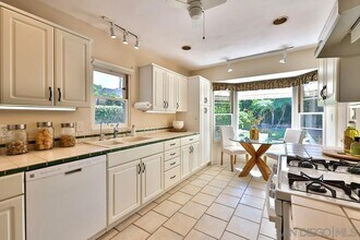 4823 Hart Dr in San Diego, CA - Building Photo - Building Photo