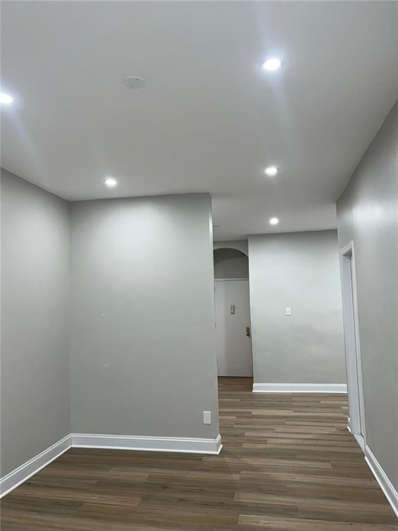 2299 Strauss St in Brooklyn, NY - Foto de edificio - Building Photo