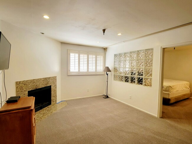 property at 1940 Prospector Ave