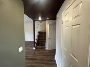 414 W San Marcos Blvd in San Marcos, CA - Building Photo - Building Photo