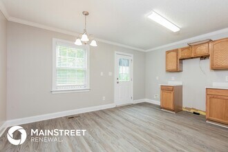 2016 Spring Creek Dr in Durham, NC - Building Photo - Building Photo