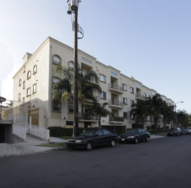 THE OAK, LLC in Los Angeles, CA - Foto de edificio