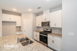529 Chandler Dr in Saint Johns, FL - Building Photo - Building Photo